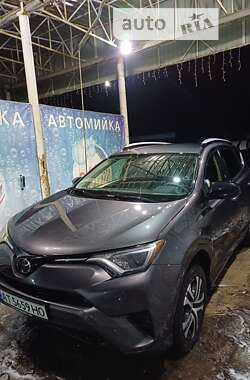 Внедорожник / Кроссовер Toyota RAV4 2016 в Краматорске