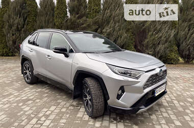 Внедорожник / Кроссовер Toyota RAV4 2019 в Львове