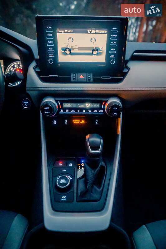 Внедорожник / Кроссовер Toyota RAV4 2020 в Чернигове фото 8 Внедорожник / Кроссовер Toyota RAV4 2020 в Чернигове