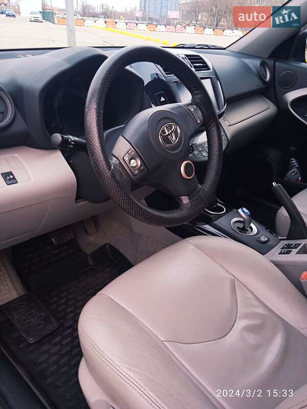 Внедорожник / Кроссовер Toyota RAV4 2012 в Одессе