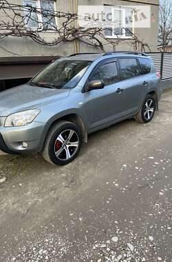 Позашляховик / Кросовер Toyota RAV4 2007 в Чернівцях