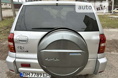 Внедорожник / Кроссовер Toyota RAV4 2005 в Магдалиновке