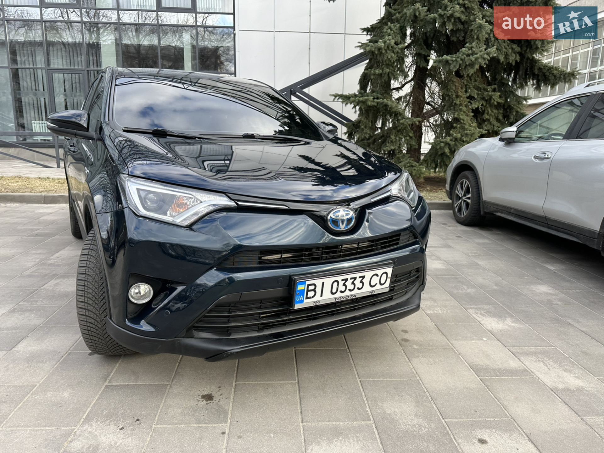 2017 Toyota RAV 4 - мініатюра 2
