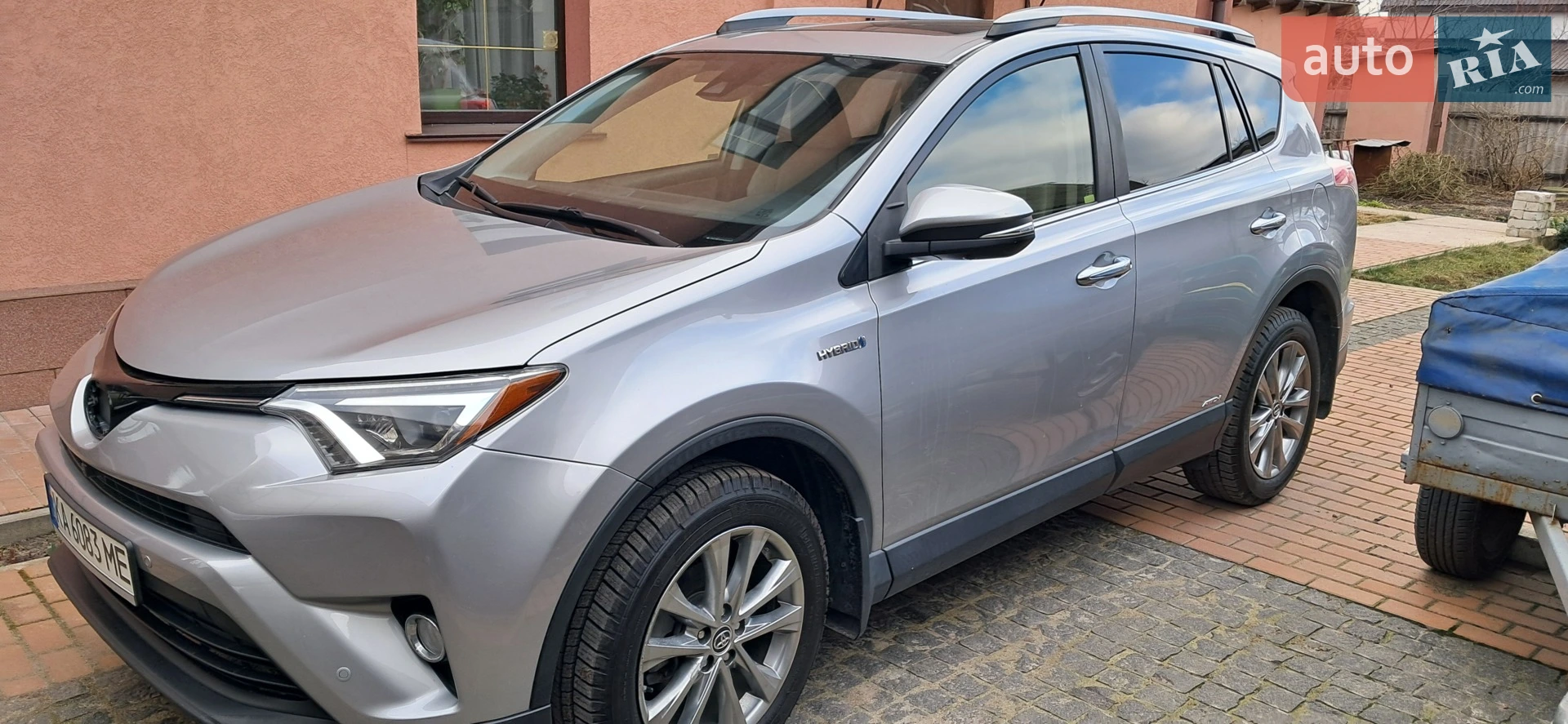 2017 Toyota RAV 4 - фото 1