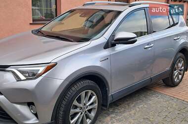 Toyota RAV4 2017