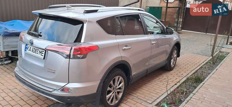 Позашляховик / Кросовер Toyota RAV4 2017 в Житомирі фото 4 Позашляховик / Кросовер Toyota RAV4 2017 в Житомирі