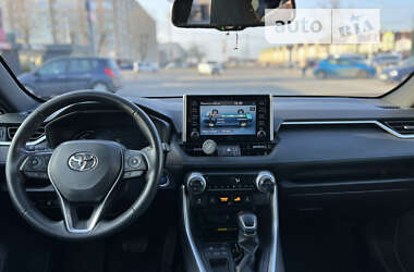 Позашляховик / Кросовер Toyota RAV4 2022 в Києві