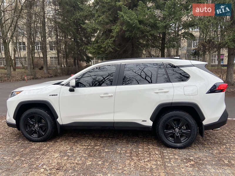 Внедорожник / Кроссовер Toyota RAV4 2019 в Виннице