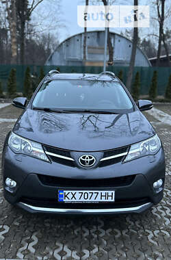 Внедорожник / Кроссовер Toyota RAV4 2014 в Харькове