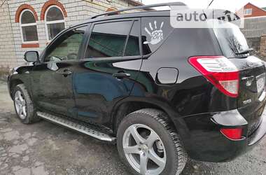 Внедорожник / Кроссовер Toyota RAV4 2012 в Звягеле