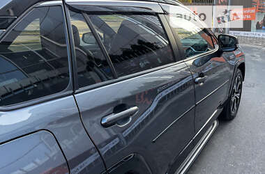 Внедорожник / Кроссовер Toyota RAV4 2021 в 
