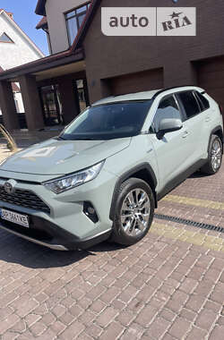 Позашляховик / Кросовер Toyota RAV4 2021 в Запоріжжі