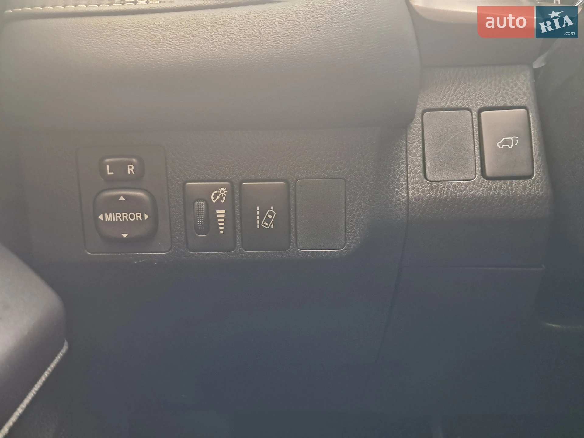 2016 Toyota RAV 4 - мініатюра 5