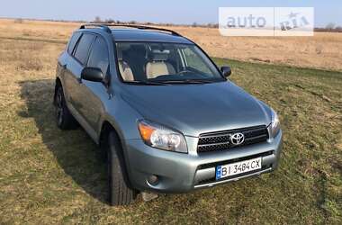 Внедорожник / Кроссовер Toyota RAV4 2007 в Полтаве