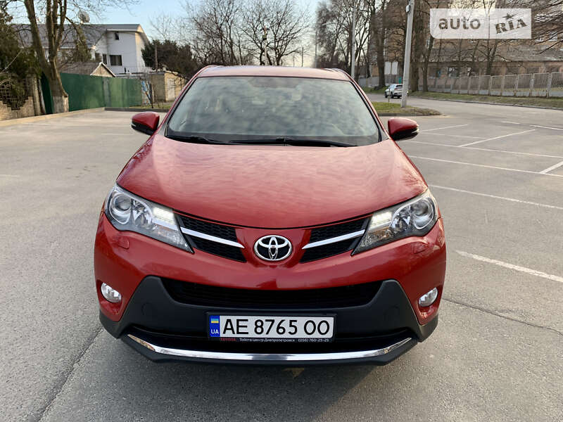 Позашляховик / Кросовер Toyota RAV4 2013 в Дніпрі