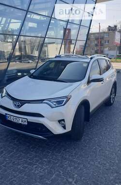 Внедорожник / Кроссовер Toyota RAV4 2016 в Днепре