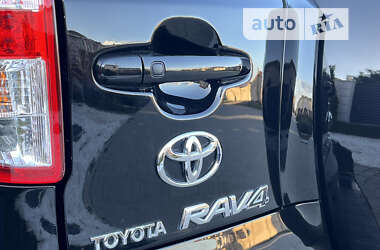 Позашляховик / Кросовер Toyota RAV4 2011 в Одесі