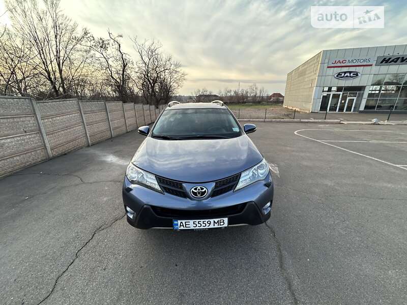 Позашляховик / Кросовер Toyota RAV4 2014 в Кривому Розі