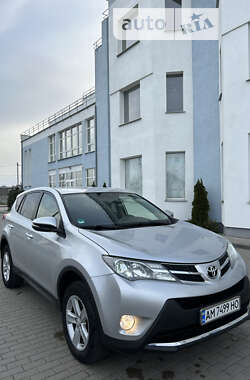 Внедорожник / Кроссовер Toyota RAV4 2013 в Житомире