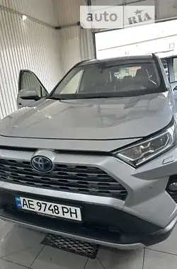 Toyota RAV4 2021