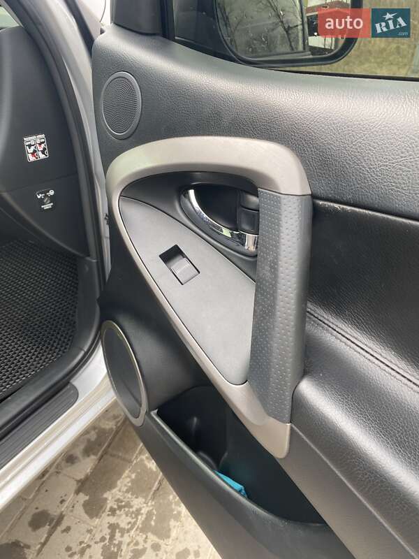 Позашляховик / Кросовер Toyota RAV4 2008 в Богородчанах