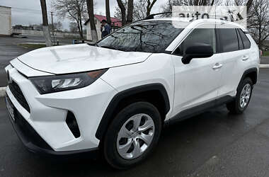 Внедорожник / Кроссовер Toyota RAV4 2019 в Измаиле