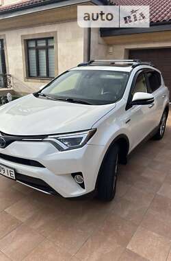 Позашляховик / Кросовер Toyota RAV4 2017 в Одесі