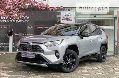 Внедорожник / Кроссовер Toyota RAV4 2019 в Ужгороде