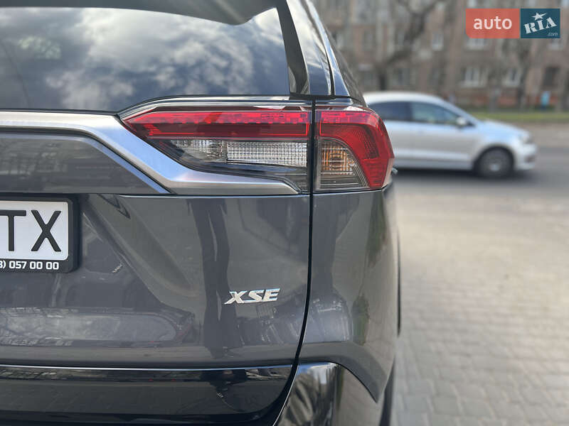 Внедорожник / Кроссовер Toyota RAV4 2022 в Одессе