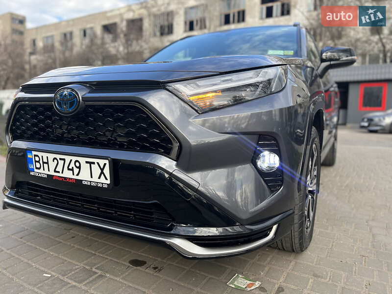 Внедорожник / Кроссовер Toyota RAV4 2022 в Одессе