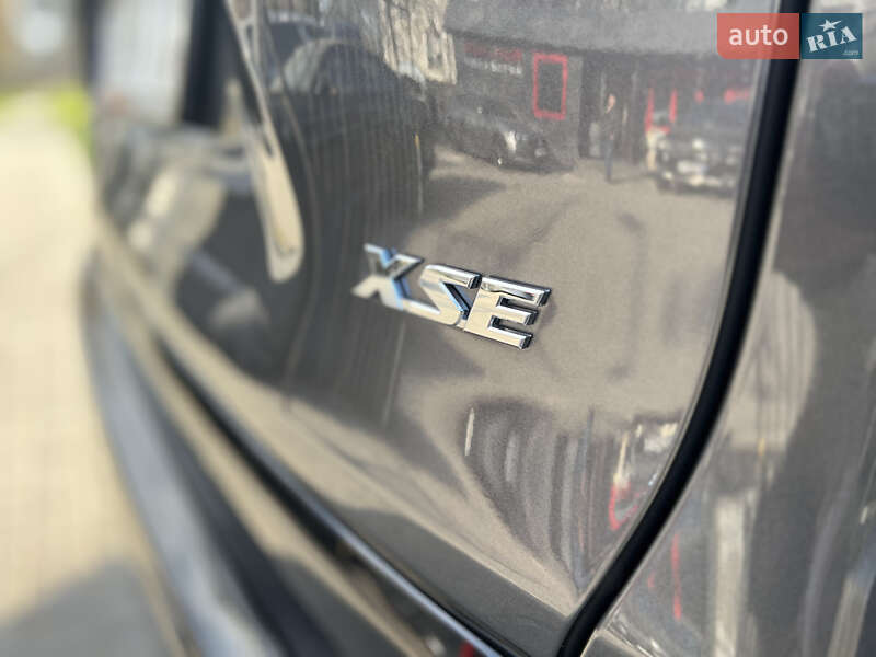 Внедорожник / Кроссовер Toyota RAV4 2022 в Одессе