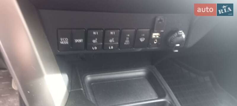 Позашляховик / Кросовер Toyota RAV4 2013 в Каневі