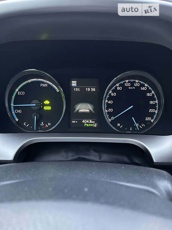 Внедорожник / Кроссовер Toyota RAV4 2017 в Львове