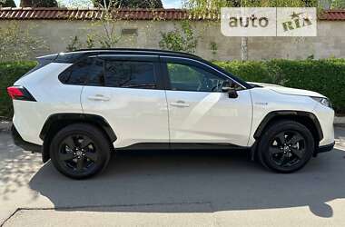 Позашляховик / Кросовер Toyota RAV4 2018 в Одесі