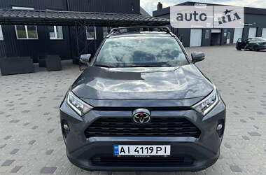 Внедорожник / Кроссовер Toyota RAV4 2020 в Белой Церкви