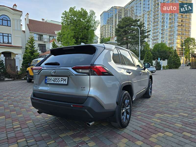 Внедорожник / Кроссовер Toyota RAV4 2020 в Одессе