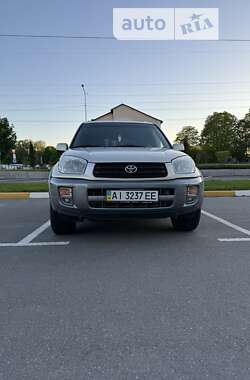 Внедорожник / Кроссовер Toyota RAV4 2003 в Буче