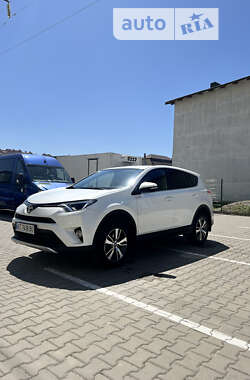 Внедорожник / Кроссовер Toyota RAV4 2015 в Ивано-Франковске