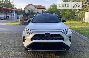 Позашляховик / Кросовер Toyota RAV4 2020 в Кропивницькому