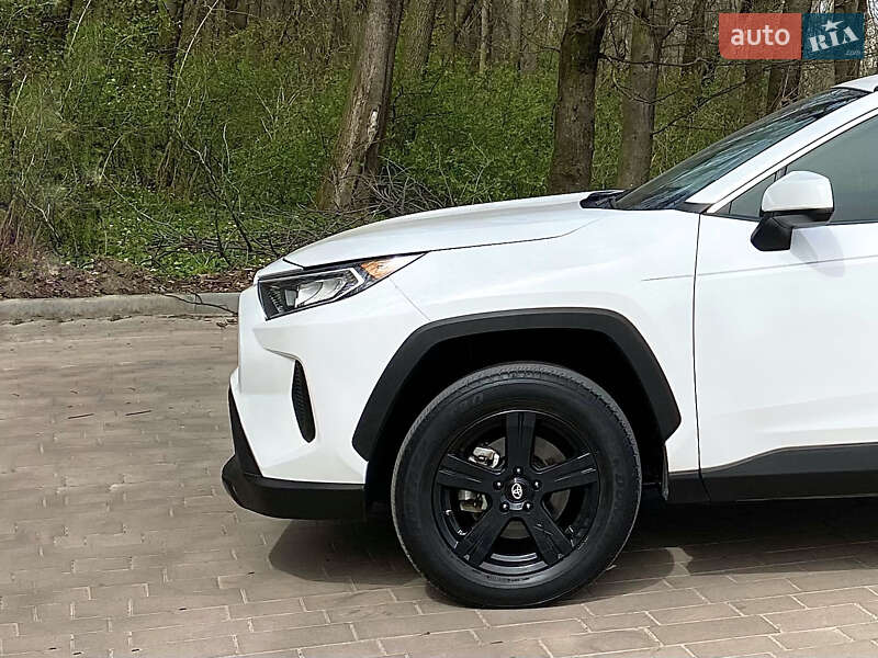 Внедорожник / Кроссовер Toyota RAV4 2020 в Тернополе фото 4 Внедорожник / Кроссовер Toyota RAV4 2020 в Тернополе