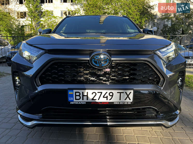 Внедорожник / Кроссовер Toyota RAV4 2022 в Одессе