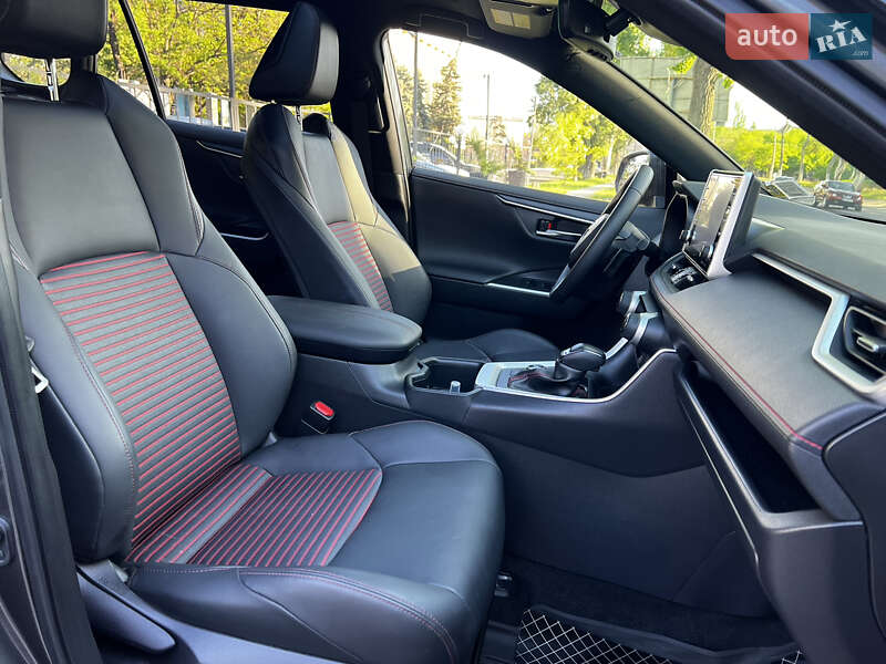 Внедорожник / Кроссовер Toyota RAV4 2022 в Одессе
