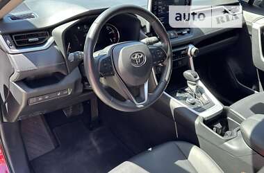 Позашляховик / Кросовер Toyota RAV4 2021 в Києві