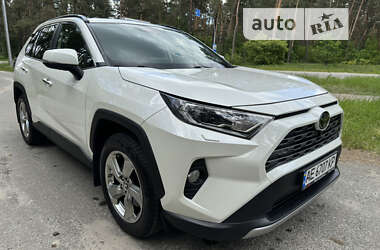 Позашляховик / Кросовер Toyota RAV4 2019 в Києві