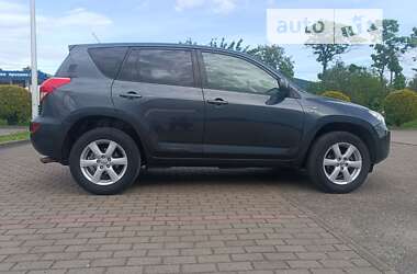 Внедорожник / Кроссовер Toyota RAV4 2008 в Ужгороде