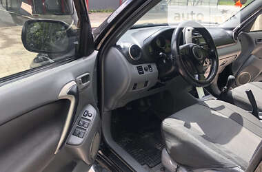 Внедорожник / Кроссовер Toyota RAV4 2002 в Бережанах
