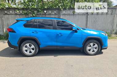 Внедорожник / Кроссовер Toyota RAV4 2019 в Киеве