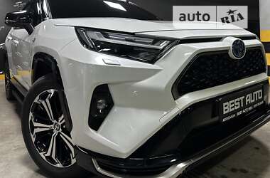 Позашляховик / Кросовер Toyota RAV4 2023 в Києві