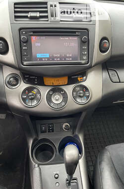 Внедорожник / Кроссовер Toyota RAV4 2012 в Стрые