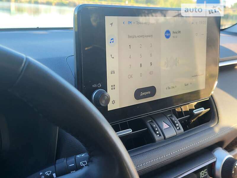 Позашляховик / Кросовер Toyota RAV4 2023 в Києві фото 10 Позашляховик / Кросовер Toyota RAV4 2023 в Києві